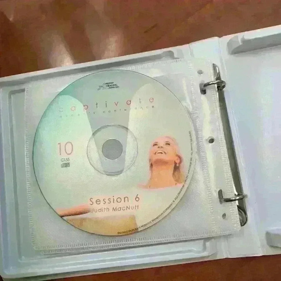 Bundle of CDs and book - Picture 4 of 13
